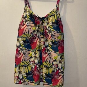 Vibrant Floral Tropical tank top size 28W